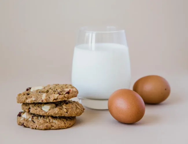 Eggs or Milk: Who Packs More Protein Punch?